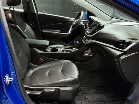Used 2018 Chevrolet Volt LT w/ LT Driver Confidence Package image 23