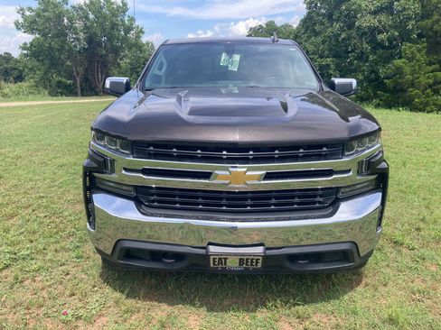 Used 2019 Chevrolet Silverado 1500 LT w/ Texas Edition AWD/4WD image 10