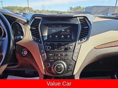 Used 2018 Hyundai Santa Fe Sport FWD image 19