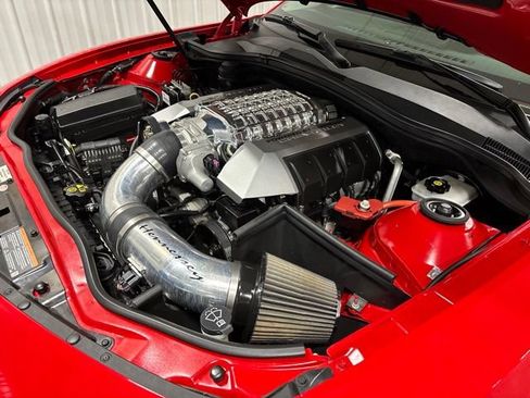Used 2010 Chevrolet Camaro SS w/ RS Package RWD image 29