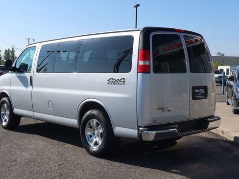 Used 2014 Chevrolet Express 1500 LT w/ LT Preferred Equipment Group image 4