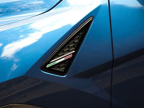 Used 2024 Lamborghini Urus Performante image 12