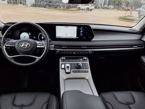 Used 2025 Hyundai Palisade SEL FWD image 5