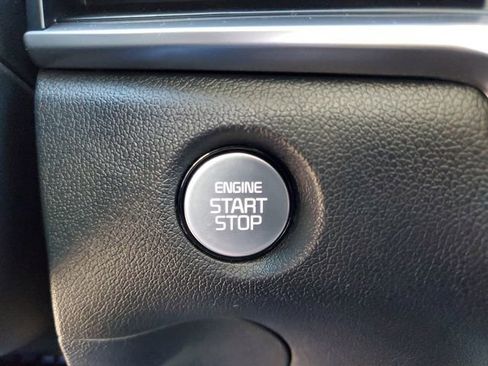 New 2025 Kia Sorento S w/ Panoramic Sunroof Package image 22