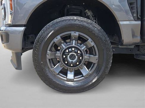 Used 2024 Ford F250 Lariat w/ Lariat Ultimate Package AWD/4WD image 23