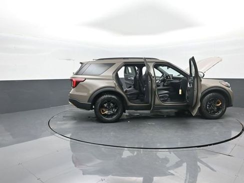 New 2026 Ford Explorer Tremor image 42