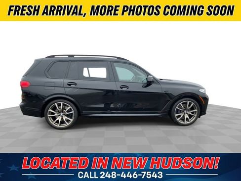 Used 2020 BMW X7 M50i w/ Executive Package image 3