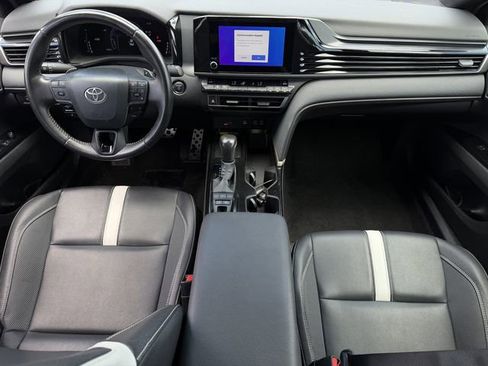 Certified 2025 Toyota Camry SE FWD image 11