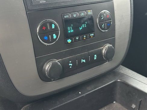 Used 2013 GMC Sierra 2500 SLT w/ SLT Convenience Package image 11