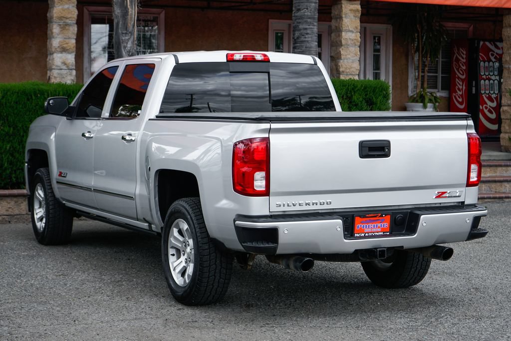 Used 2017 Chevrolet Silverado 1500 LTZ Z71 w/ LTZ Plus Package AWD/4WD image 5