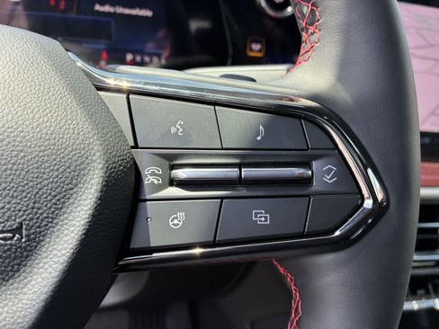 New 2026 Chevrolet Traverse RS w/ LPO, Floor Liner Package FWD image 31