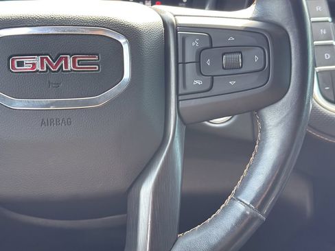 Used 2022 GMC Yukon AT4 AWD/4WD image 13