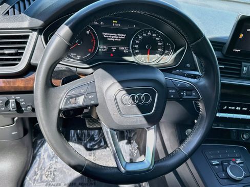 Used 2019 Audi Q5 2.0T Premium w/ Convenience Package AWD/4WD image 17