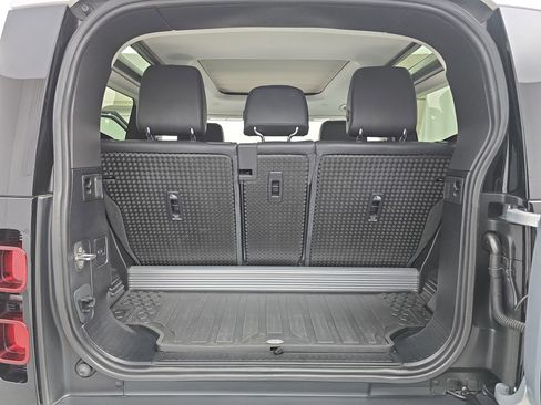 Certified 2021 Land Rover Defender 90 First Edition image 12