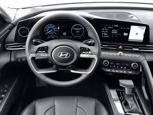 New 2026 Hyundai Elantra Limited w/ Cargo Package FWD image 17