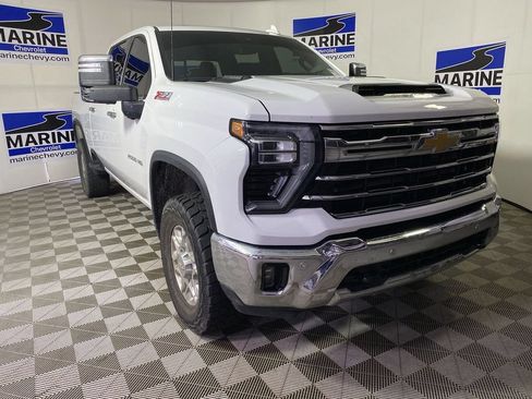 Used 2024 Chevrolet Silverado 2500 LTZ w/ LTZ Convenience Package AWD/4WD image 1