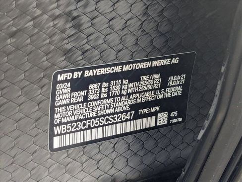 Used 2025 BMW iX xDrive50 image 24