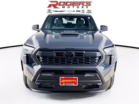 New 2026 Toyota Tacoma TRD Sport image 2