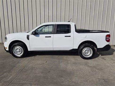 Used 2022 Ford Maverick XL image 8
