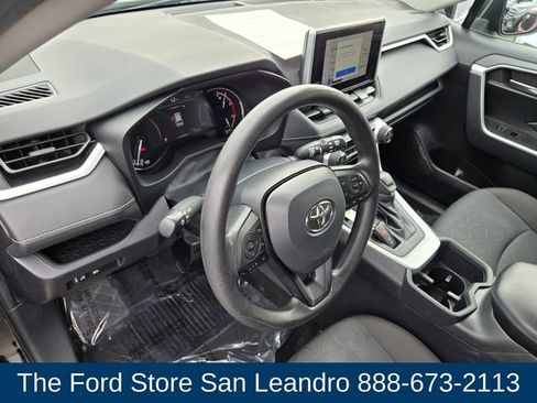Used 2023 Toyota RAV4 XLE image 3