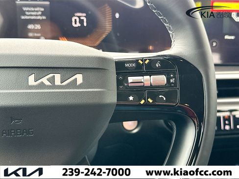 New 2026 Kia Sorento LX image 36