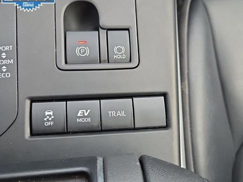 Used 2022 Toyota Highlander XLE image 38