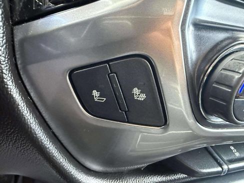 Used 2017 Chevrolet Silverado 1500 LT w/ All Star Edition image 27