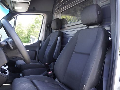 Used 2023 Mercedes-Benz Sprinter 1500 image 14