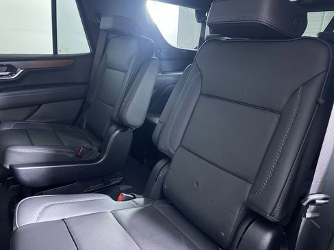 Certified 2025 GMC Yukon Denali image 14