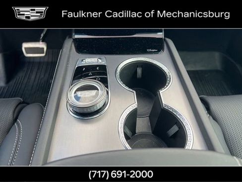Used 2026 Cadillac Vistiq Sport w/ LPO, Floor Liner Package AWD/4WD image 21