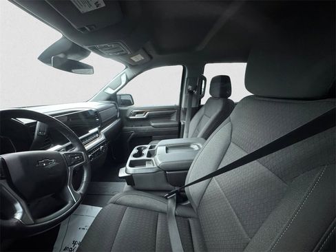 Used 2022 Chevrolet Silverado 1500 RST image 7