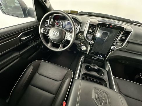 Used 2025 RAM 1500 Laramie w/ Sport Appearance Package AWD/4WD image 9