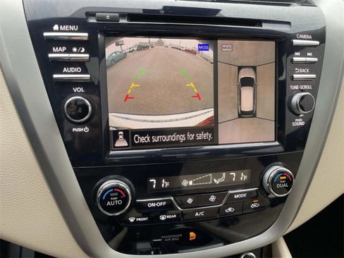 Used 2023 Nissan Murano Platinum w/ Cargo Package image 25