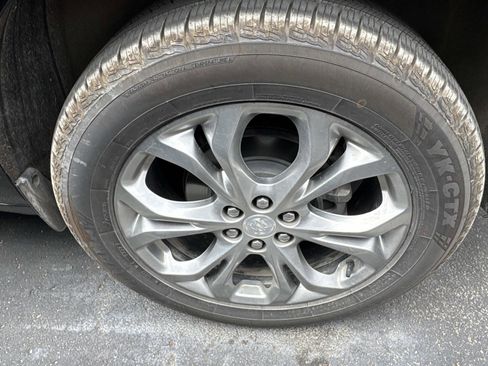 Used 2020 Buick Enclave Avenir w/ Avenir Technology Package image 10