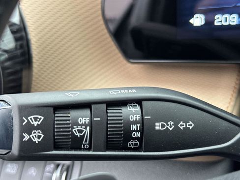 Used 2025 Chevrolet Equinox ACTIV image 26