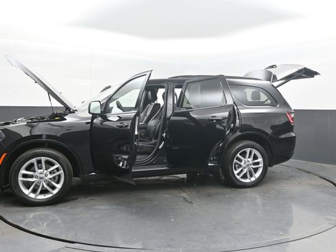 Used 2024 Dodge Durango GT image 37