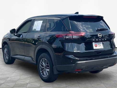 Certified 2026 Nissan Rogue S FWD image 4