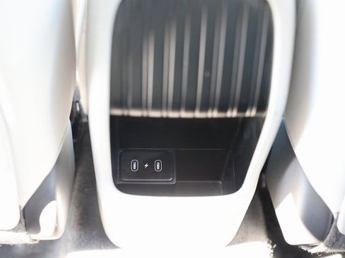 Used 2024 Hyundai Kona SE image 36
