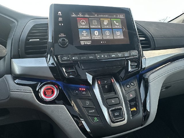 Used 2018 Honda Odyssey Elite image 11