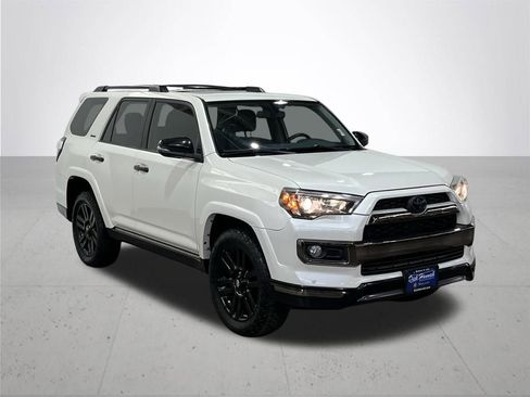 Used 2019 Toyota 4Runner Limited image 8
