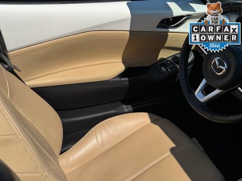 Used 2024 MAZDA MX-5 Miata Grand Touring RWD image 35