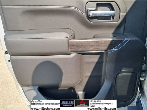 Used 2022 Chevrolet Silverado 1500 LTZ w/ Technology Package image 11