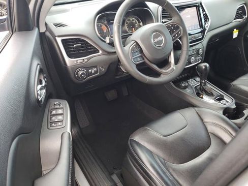 Used 2022 Jeep Cherokee Limited image 10