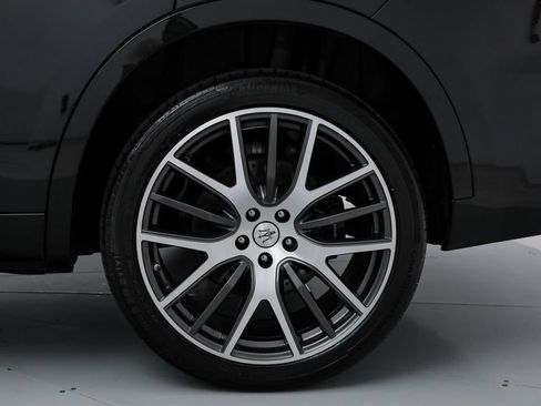Certified 2022 Maserati Levante Modena S AWD/4WD image 19