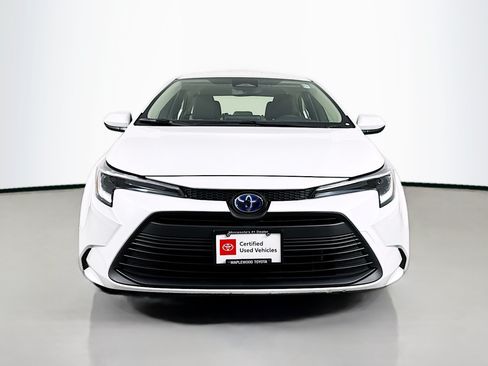 Certified 2024 Toyota Corolla LE w/ LE Convenience Package FWD image 2