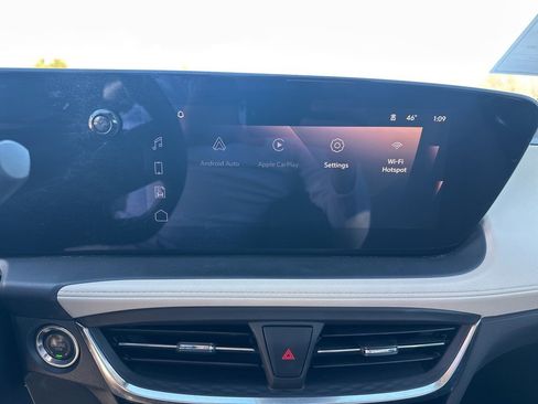 Used 2024 Buick Encore GX Sport Touring image 22