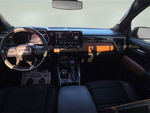 Used 2023 GMC Canyon AT4 w/ AT4 Premium Package image 32