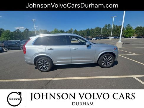 Used 2020 Volvo XC90 T5 Momentum w/ Protection Package Premier AWD/4WD image 5
