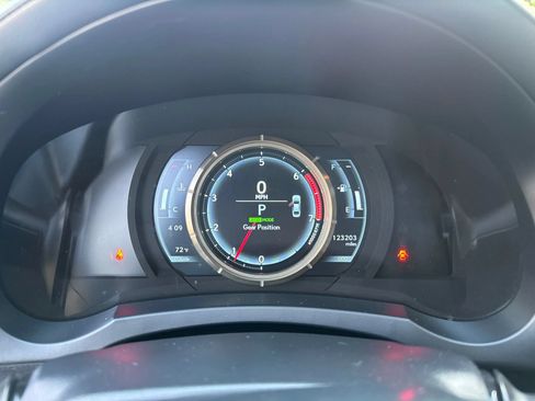 Used 2017 Lexus IS 200t F Sport w/ F Sport Package RWD image 19
