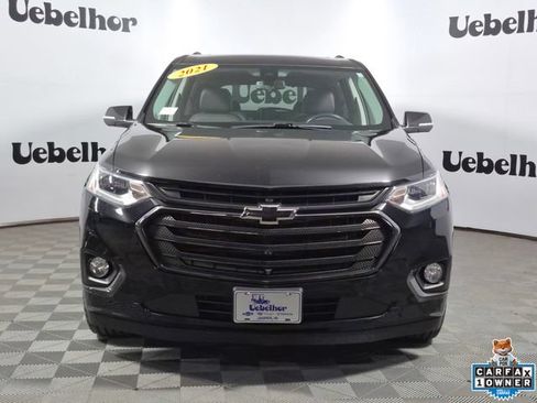 Used 2021 Chevrolet Traverse Premier w/ Redline Edition AWD/4WD image 2
